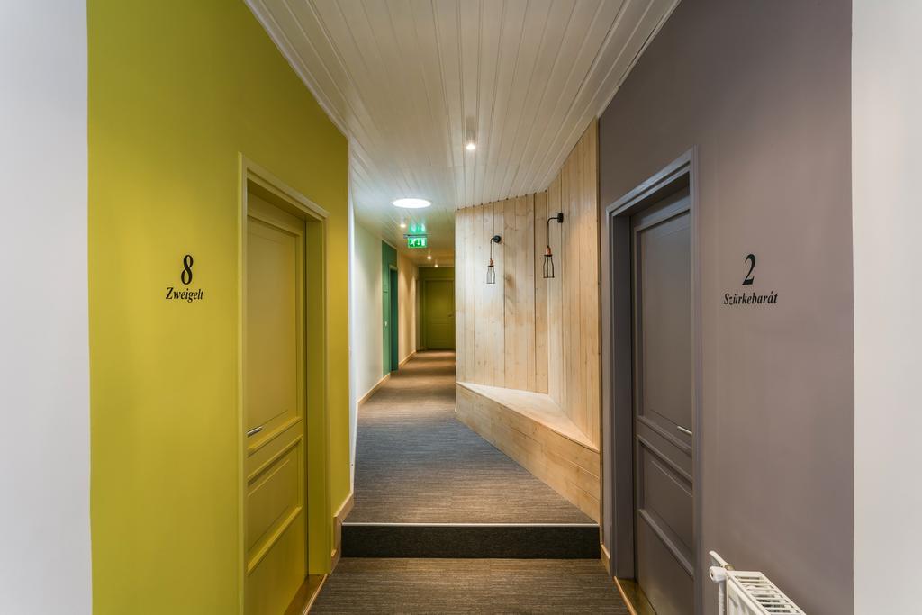Borbaratok Panzio Hotel Badacsonytomaj Ngoại thất bức ảnh