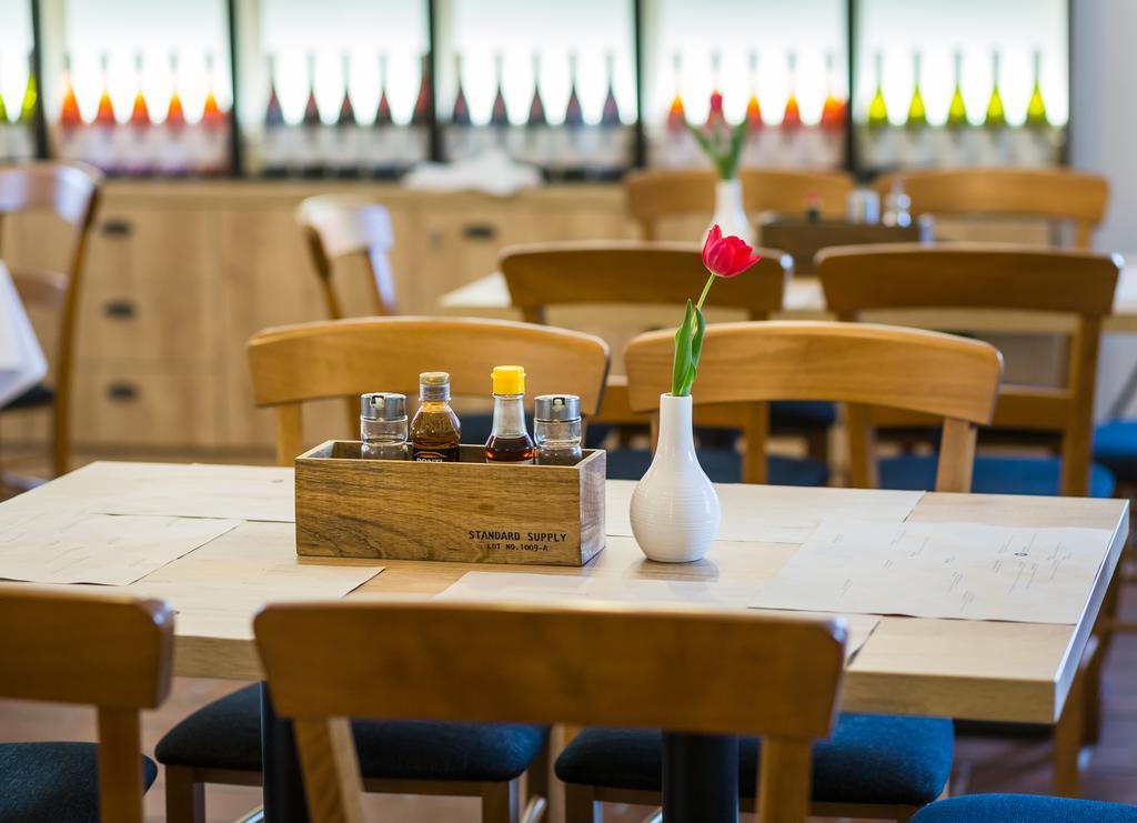 Borbaratok Panzio Hotel Badacsonytomaj Ngoại thất bức ảnh